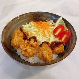 ข้าวหน้าไก่คาราเกะ