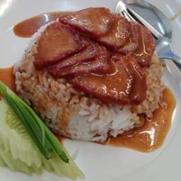 ข้าวหมูแดง Deli