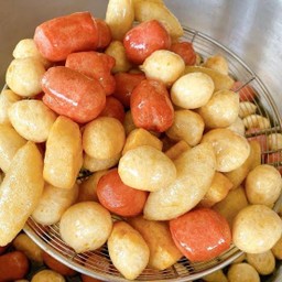 ลูกชิ้นปลาระเบิด+ไส้กรอกแดงในตำนาน