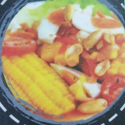 ยำข้าวโพดไข่เค็ม