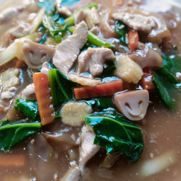 ราดหน้าหมู