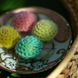 ช่อผกากรอง ไส้ถั่วกวน