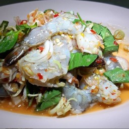 ยำกุ้งพล่า