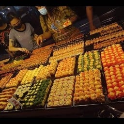 ซูชิ ซาซิมิ  ศรีอนันต์คอนโด อาคาร L2 ต.ฟ้าฮ่าม อ.เมือง จ.เชียงใหม่ 50000