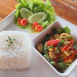 ข้าวราดปูผัดผงกระหรี่