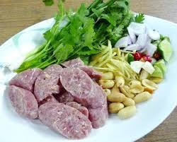 แหนมทรงเครื่อง