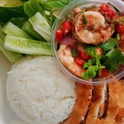 ชุดข้าวลาบกุ้ง+ไก่ทอด
