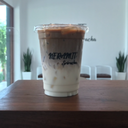 ลาเต้นมสด