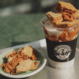 นมสดคาราเมลท็อฟฟี่ เย็น