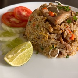 ข้าวผัดหมูนุ่ม