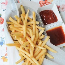 ครัวคุณแม่ (กะเพราพริกแห้ง)