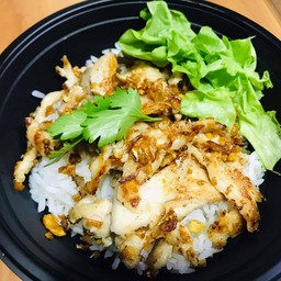 ข้าวไก่กระเทียม