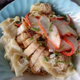 บะหมี่ปุ้ยตลาดเขมาเนรมิตร