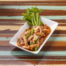 ลาบคอหมูทอด