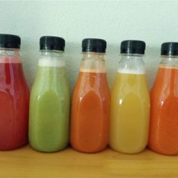 วังนาค น้ำผลไม้แยกกาก สกัดเย็น 100%