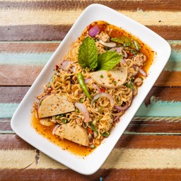 ลาบมาม่า