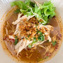 ก๋วยเตี๋ยวต้มยำไก่ฉีก ไก่หน้าหม้อ สาขา วัดเสนาส