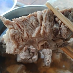 ก๋วยเตี๋ยว หมูเปื่อย