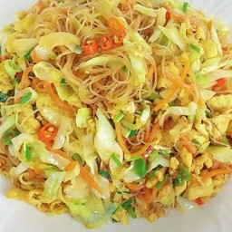 ผัดวุ้นเส้นกะหล่ำปลี炒粉丝