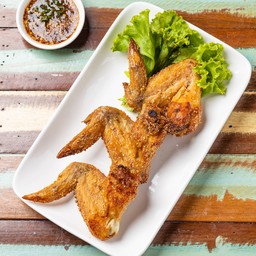 ปีกไก่ย่าง ข้าวคั่ว