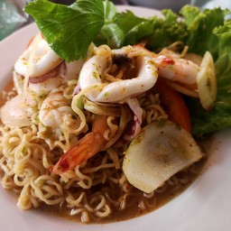 ยำมาม่า