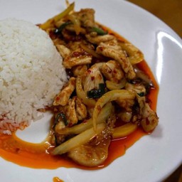ผัดพริกเผาไก่ กับข้าว