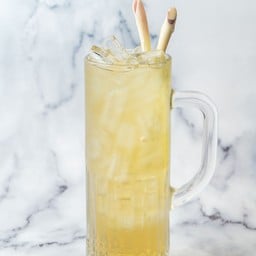 น้ำตะไคร้ เย็น