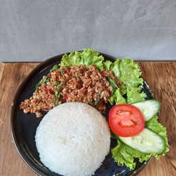 ข้าวกระเพราเนื้อ