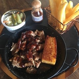 Pulled Pork Dinner
