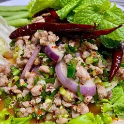 ก๋วยเตี๋ยวเรือดอนดู่&ผักปลอดสารบ้านดอนดู่ หน้าร้านไม่บอกนครสวรรค์