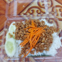 ข้าวทอดกระเทียม