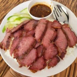 ข้าวหน้าเนื้อเค็ม(มันน้อย)