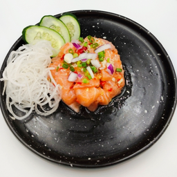 ยำแซลมอน