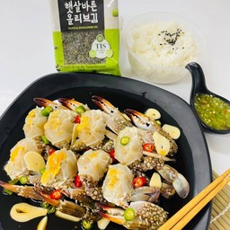 ปูม้าดอง+ ข้าวญีปุ่น+สาหร่ายห่อ