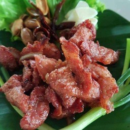 แหนมซี่โครงหมูทอด