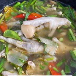 ต้มแซ่บขาไก่