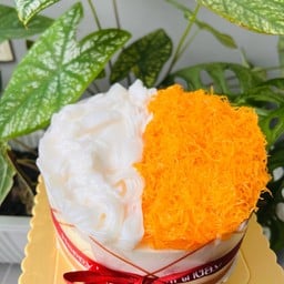 ครึ่งปอนด์ เค้กนมสดฝอยทองมะพร้าวสด