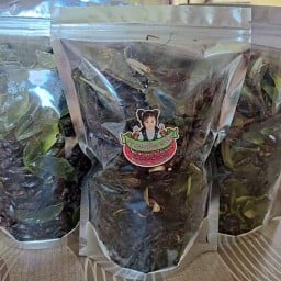 แมลงทอดกรอบไฮโซ,ไก่ก๊อปปี้