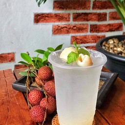 ลิ้นจี่โซดา