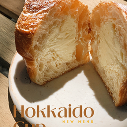 Hokkaido Croissant Cup