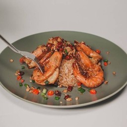 ข้าวกุ้งคั่วพริกเกลือ