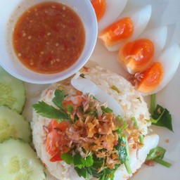 ข้าวคลุกพริกเกลือทะเล