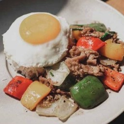 ข้าวพริกไทยดำ  เนื้อ