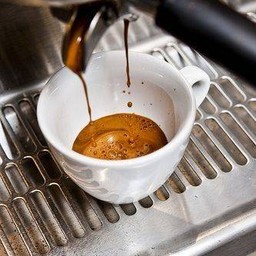 เอสเพลสโซ่ร้อน(hot espresso)