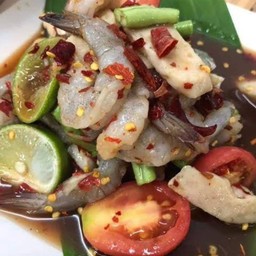 ตำเกาเหลากุ้งสดหมูยอ(ปลาร้า)