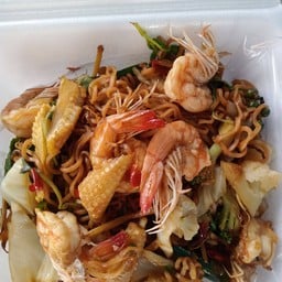 ผัดมาม่าขี้เมากุ้ง