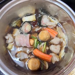 สั่งมา 5 ไม้ เติมน้ำซุปใส่หม้อ สำหรับ 1 ท่าน อร่อยมากค่ะ