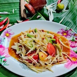 ลูกชิ้นทอดพี่กุ๊กไก่