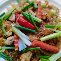 ผัดวุ้นเส้นหมู