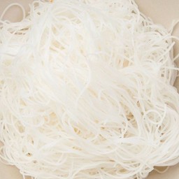 เส้นหมี่ขาว ( Rice Vermicelli )